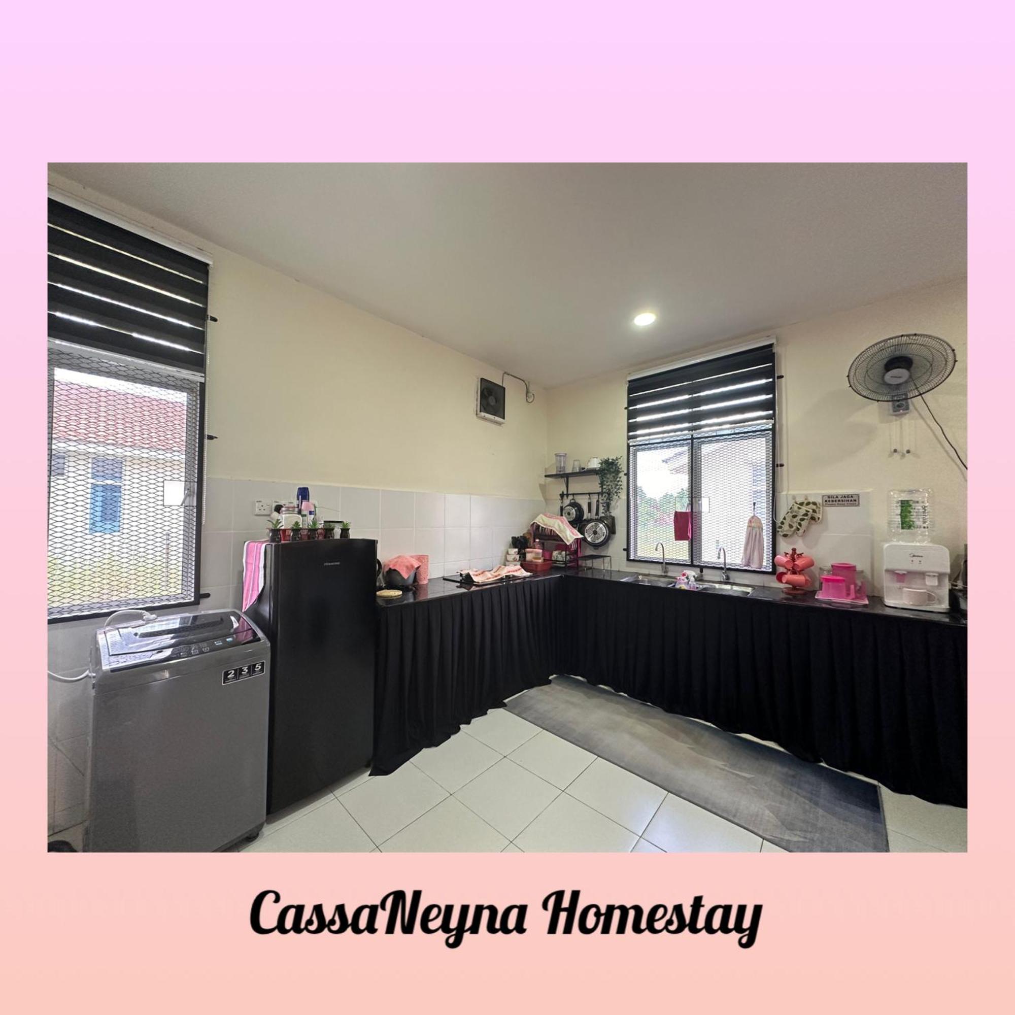 Cassaneyna Homestay Kuantan Luaran gambar